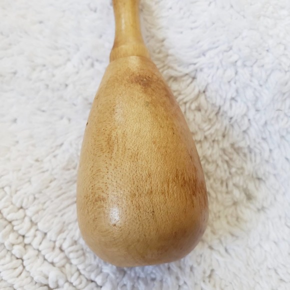 𝅺VINTAGE Solid Hard Wood Darning Egg  Measures 5 1/2" in length Old sewing tool - Picture 6 of 12